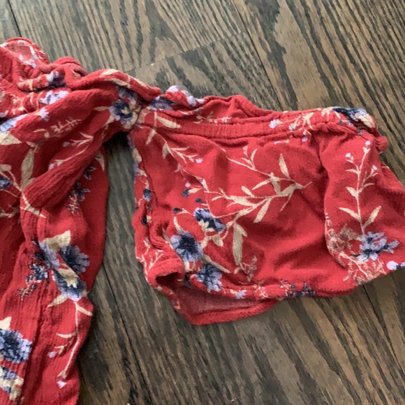 AE blouse - Picture 5 of 5